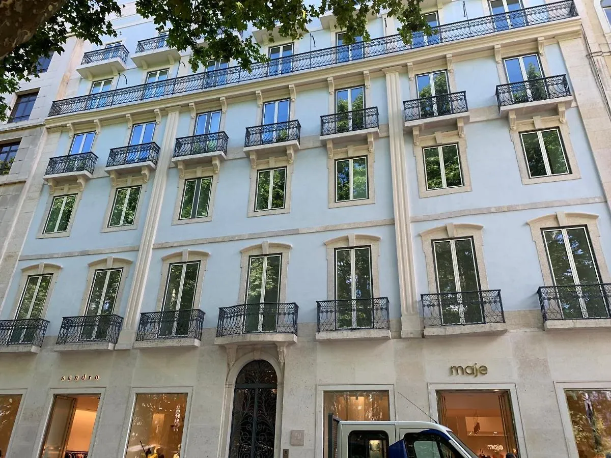 New!! Luxury Avenida Da Liberdade Flat- With Rooftop And Pool Apartment Lisbon