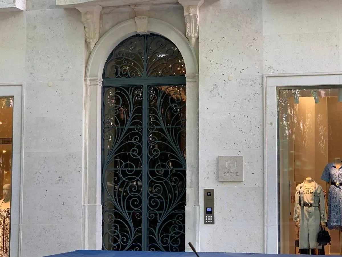 New!! Luxury Avenida Da Liberdade Flat- With Rooftop And Pool Apartment Lisbon