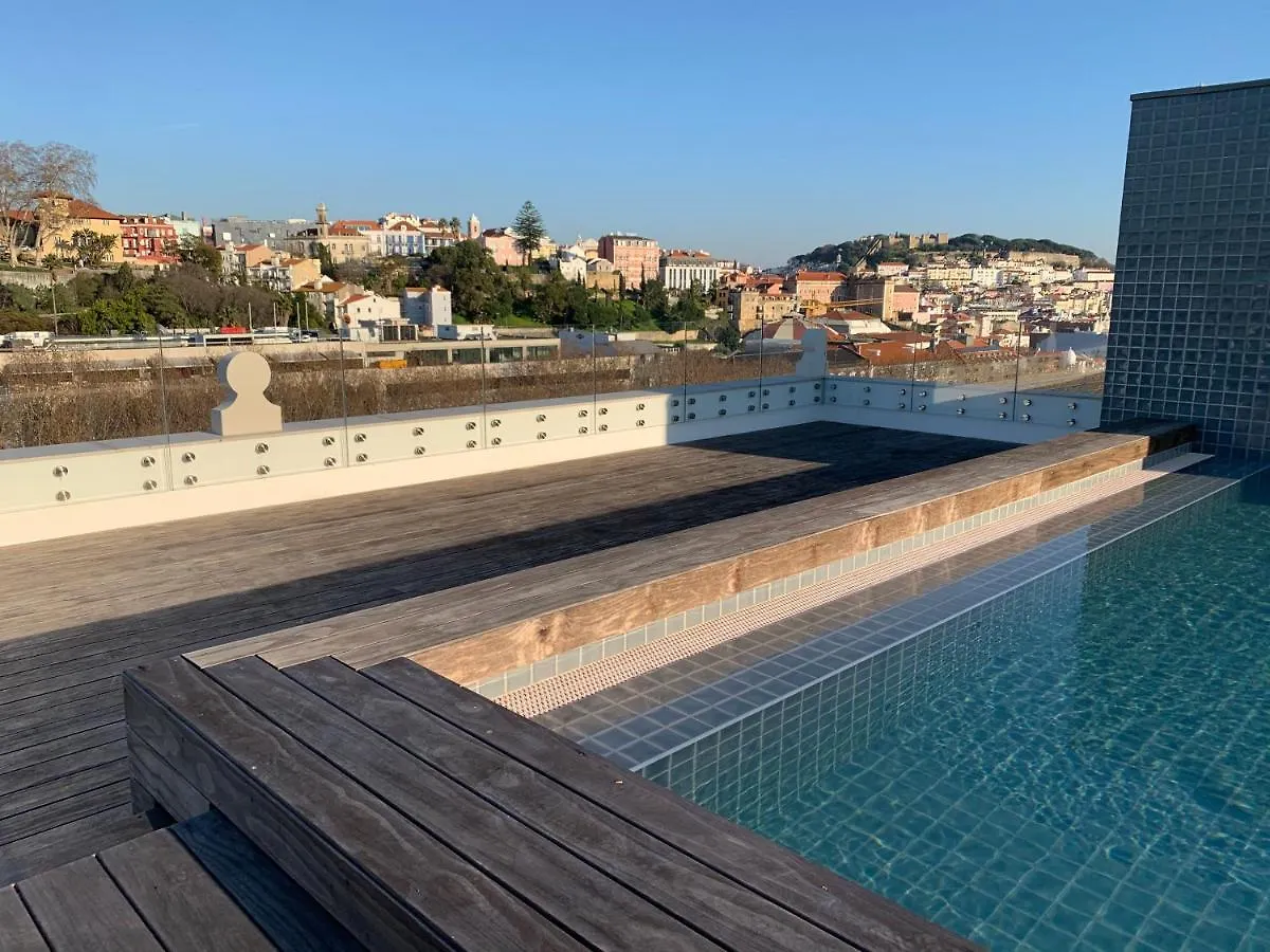 New!! Luxury Avenida Da Liberdade Flat- With Rooftop And Pool Apartment Lisbon